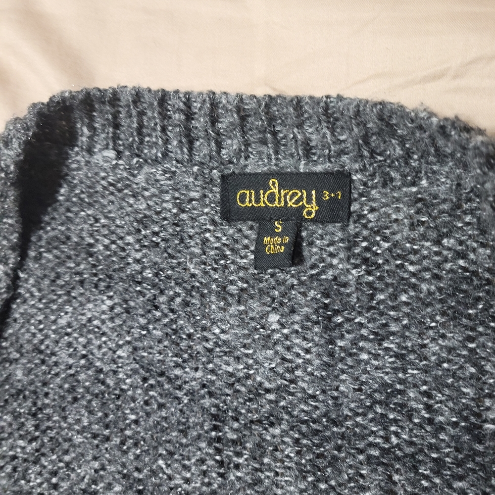 Long knit cardigan - Picture 2 of 3